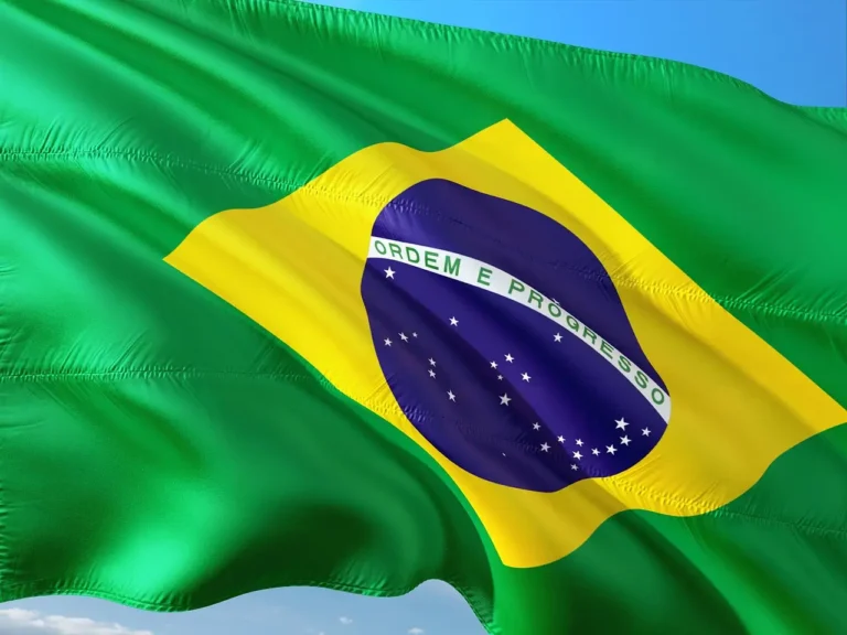 Esportes Aquáticos no Brasil: 7 Destinos Nacionais para Explorar Agora
