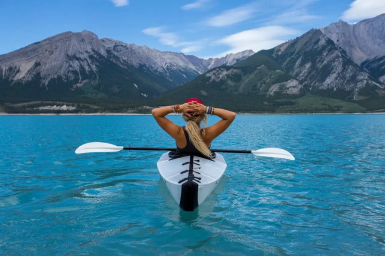 Destinos de Caiaque e Canoagem: Os Rios e Lagos Mais Incríveis do Mundo